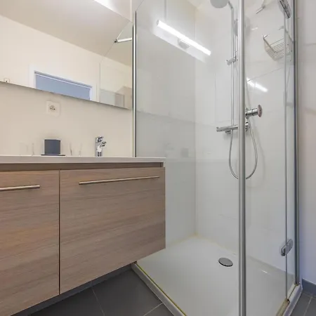Apartment In Near The Ostend