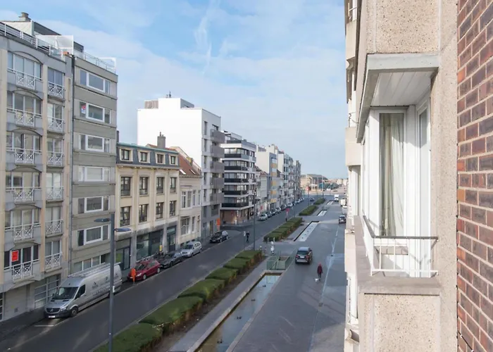 In Near The Остенде