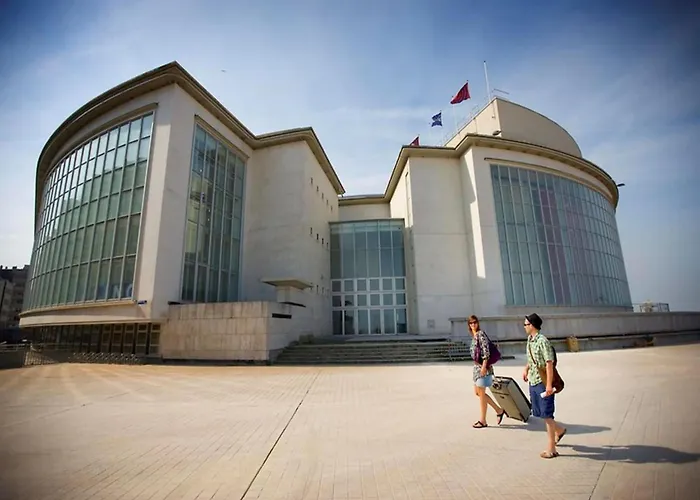 In Near The 아파트